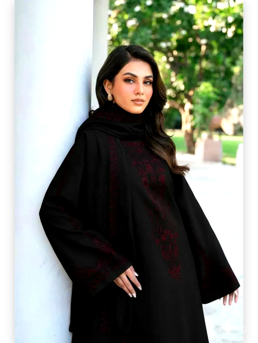 obsidian grace — luxury embroidered lawn 3 piece suit obsidian grace — luxury embroidered lawn 3 piece suit
